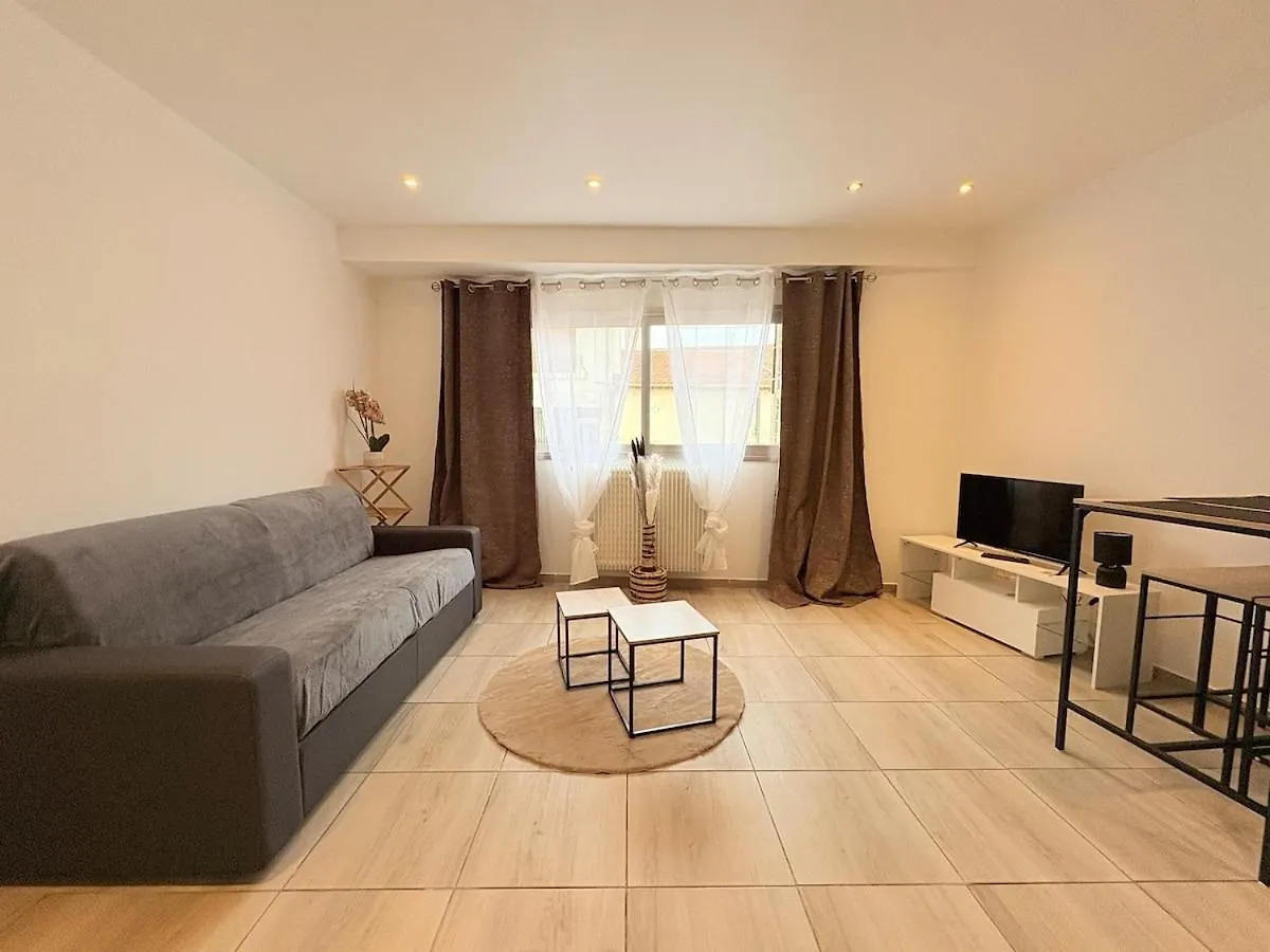 Cozy Studio - Downtown Vallauris 0*,  France